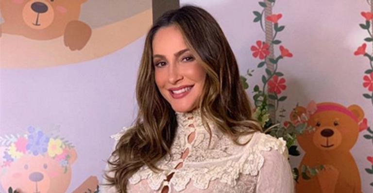 Claudia Leitte muda de ideia e decide ter a filha fora do Brasil