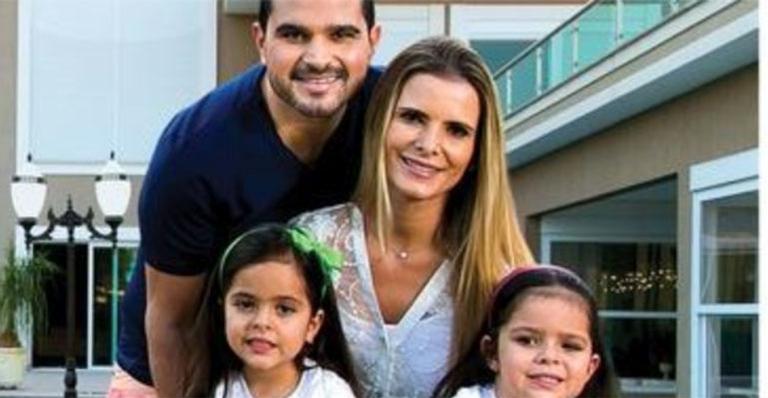 Luciano Camargo abre as portas de sua mansão em Orlando e choca seguidores