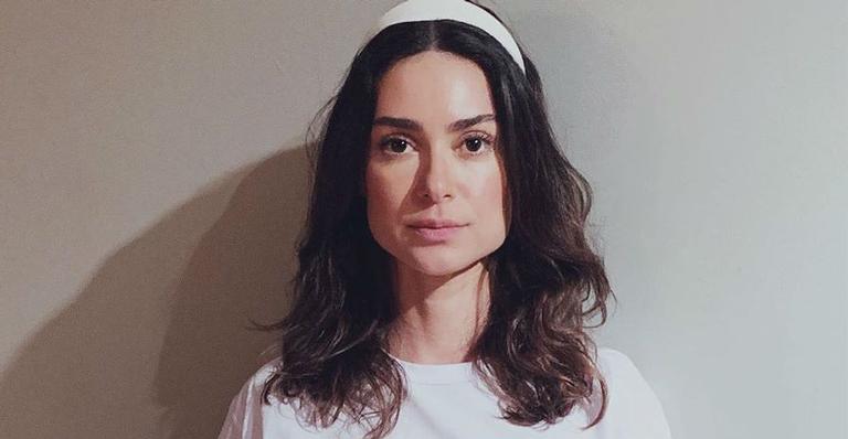 Thaila Ayala posa linda em clique preto e branco e recebe “chuva” de elogios na web: “Encantadora”