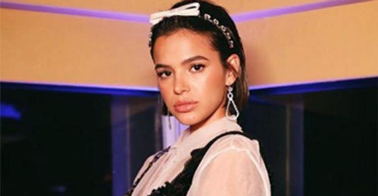 Irmã de Bruna Marquezine dança muito em festa de aniversário