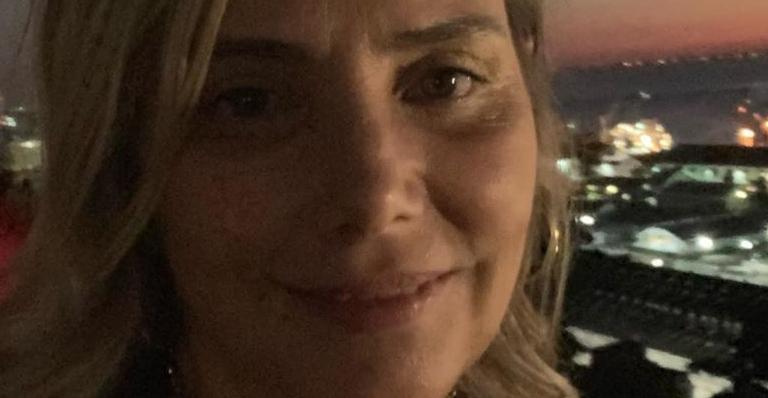 Heloisa Perissé comove fãs ao publicar momento raro ao lado do marido: ”Meu parceiro”