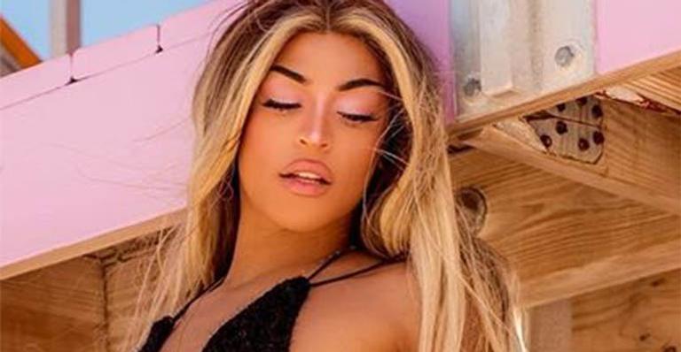 Pabllo Vittar aposta em biquíni fininho e fãs ficam em choque: ”Danada”