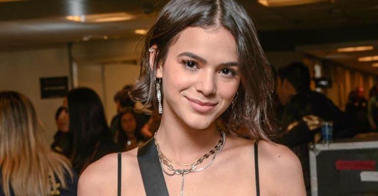 Bruna Marquezine exibe o novo visual da irmã e semelhança entre elas rouba a cena