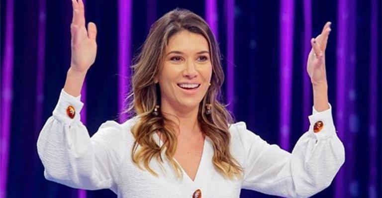Após crise de riso ao ler nome, Rebeca Abravanel encontra o rapaz no SBT