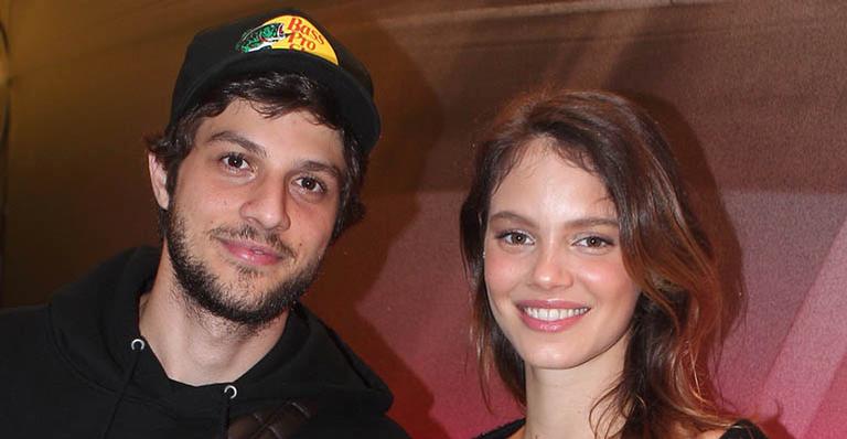 Chay Suede abre o coração em homenagem a Laura Neiva: ”Me ensinou a ver a vida por tantos ângulos”