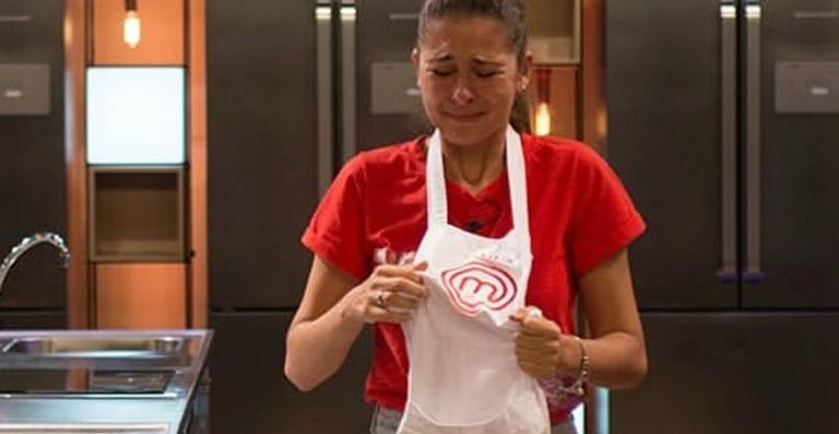 Após eliminação no ‘MasterChef’, Haila emociona ao agradecer Paola Carosella: ”Crescer dói”