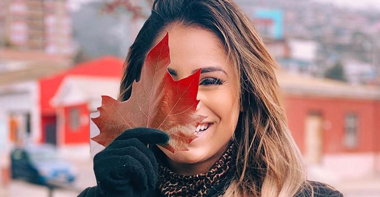 Lexa se joga na neve durante viagem ao Chile: ”Miniférias”