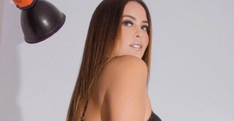 Provocante, Geisy Arruda anuncia novo desafio profissional de lingerie