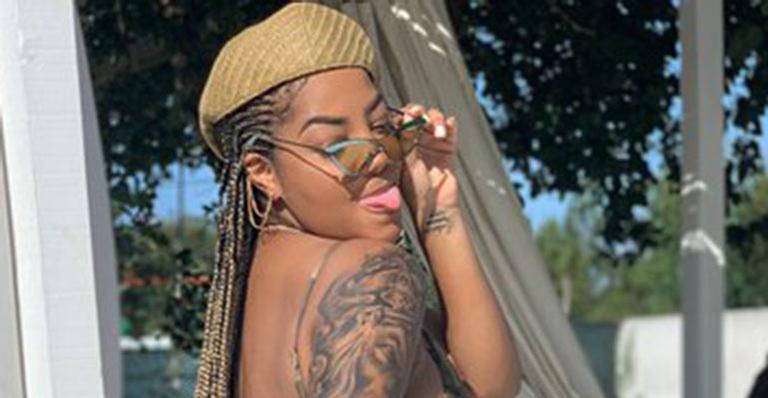 Ludmilla seduz fãs ao surgir com biquíni mínimo e bumbum gigante em foto