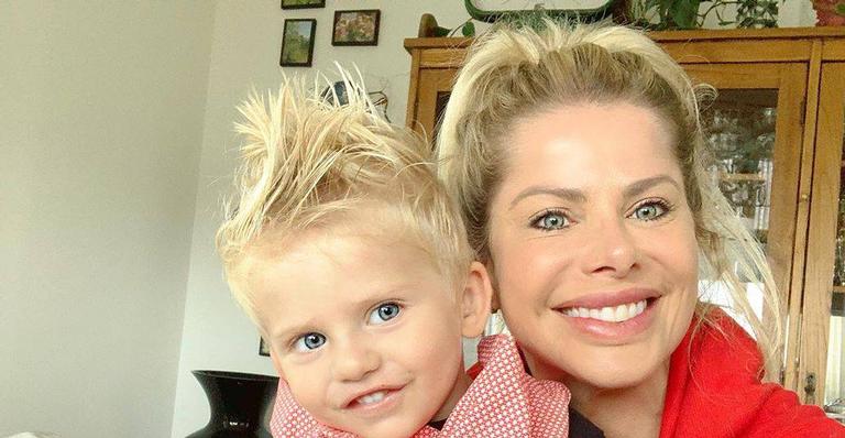 Karina Bacchi se derrete de amores ao mostrar a felicidade do filho, Enrico: “Magia”