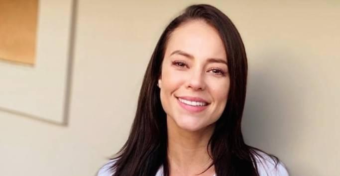 Paolla Oliveira surge plena com look deslumbrante e fãs elogiam: “Perfeição define”