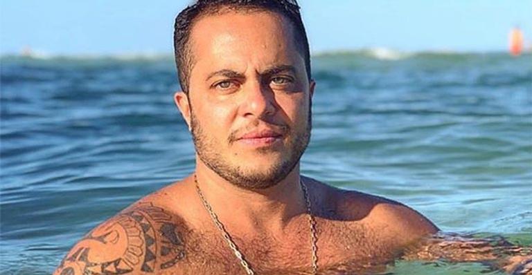 Thammy Miranda exibe nova tatuagem em homenagem ao filho, Bento