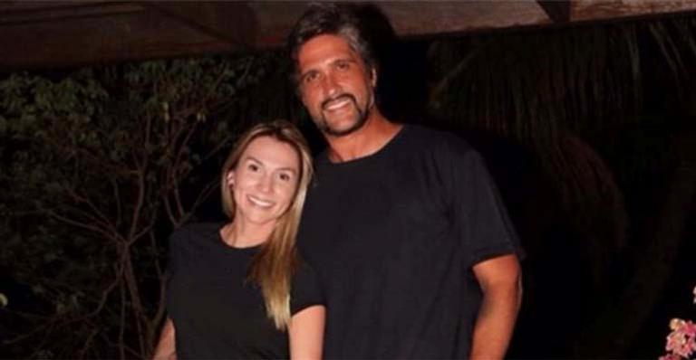 Leo Chaves anuncia o fim do casamento de 14 anos com Tatianna Sbrana
