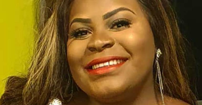 Jojo Todynho sai de casa com o cabelo real e fãs comemoram: ”Muito mais linda”