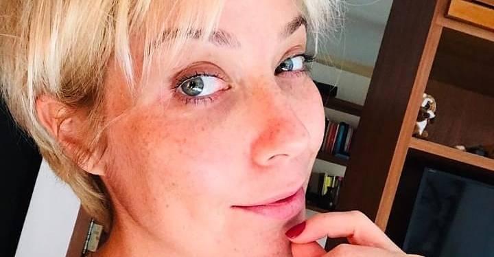 Luiza Possi posa coladinha do filho, Lucca e encanta seguidores com tamanha fofura: “Não aguento”