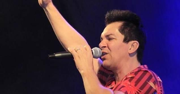 Regis Danese lança nesta terça sua nova música de trabalho, ‘Depressão’