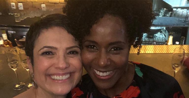 Maju Coutinho publica agradecimento para Sandra Annenberg: ”Super acolhedora”