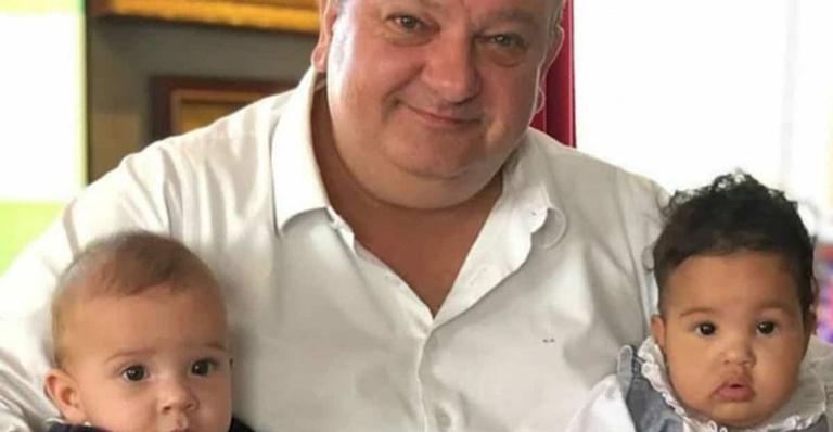 Erick Jacquin exibe o bolo do batizado dos filhos gêmeos e deixa fãs perplexos