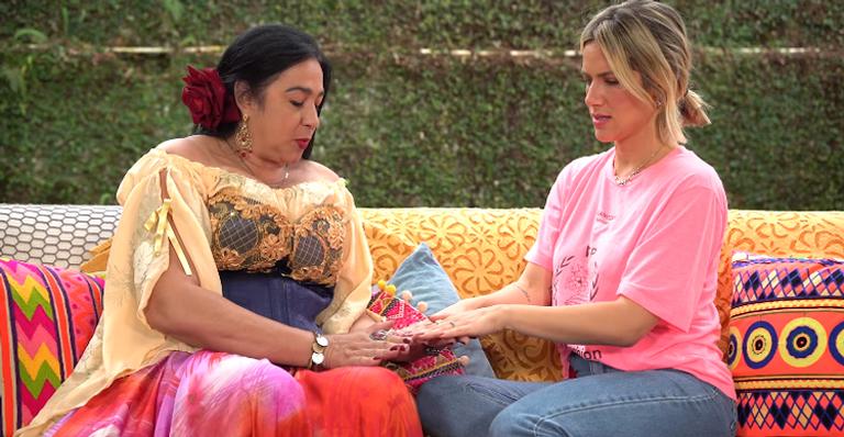Giovanna Ewbank ouve previsão de cigana que leu sua mão: ”É algo espiritual”