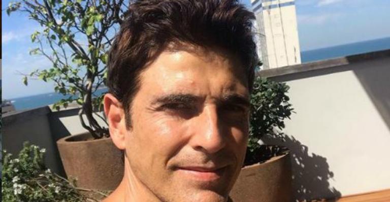 Reynaldo Gianecchini renova bronze e deixa seguidores boquiabertos com sua varanda luxuosa