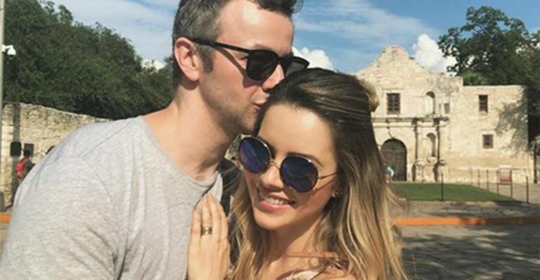 Lucas Lima mostra foto rara do casamento com Sandy: ’11 anos. Te amo’
