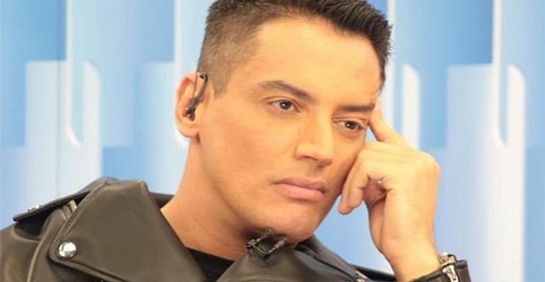 Leo Dias rebate seguidor que duvidou de sua sobriedade: ‘Estou lutando bravamente’