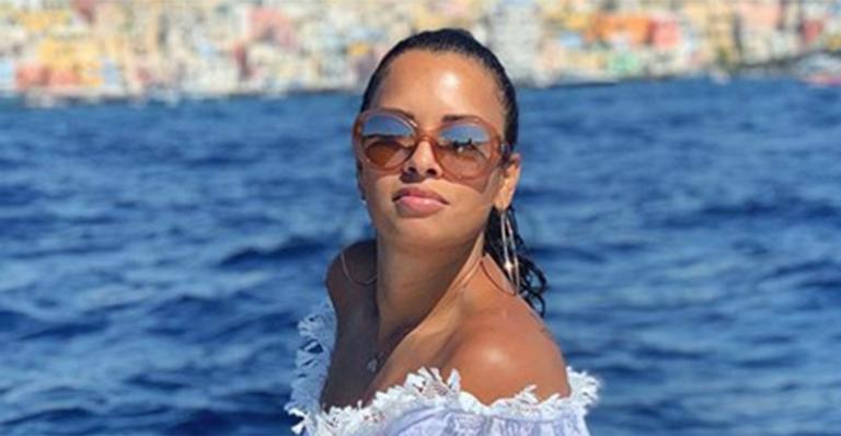 Ex-BBB Ariadna mostra fotos raras com o marido durante viagem