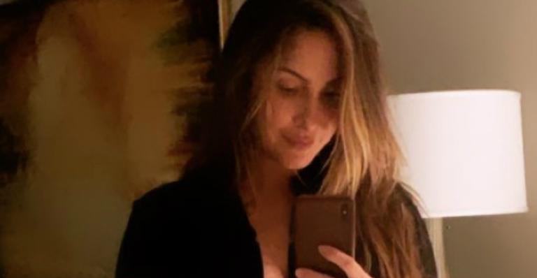Claudia Leitte exibe corpo magrinho de roupa justa menos de um mês após parto