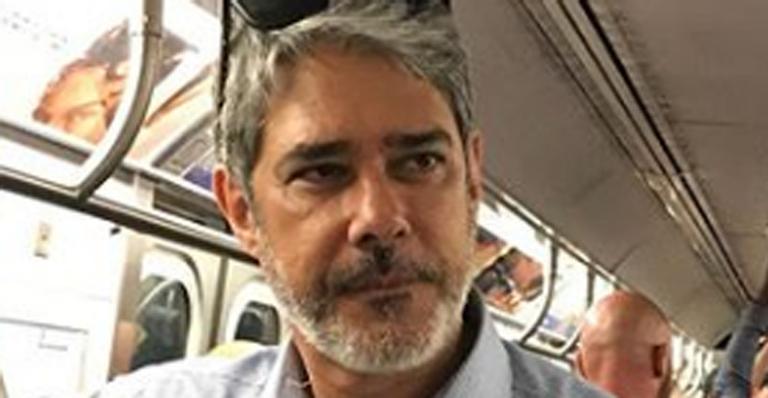 William Bonner é flagrado com colegas da TV Globo em transporte público em NY