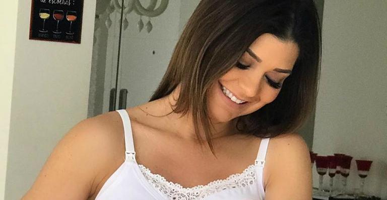 Amanda Françozo apresenta a filha à bisavó de cem anos e emociona seguidores: ”Um século de diferença”
