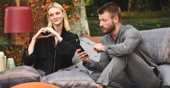 Caroline Trentini e Rodrigo Hilbert gravam programa juntos