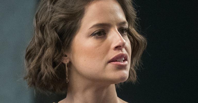 ‘A Dona do Pedaço’: No fundo do poço, Josiane se prostitui para fazer maldades