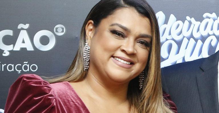 Aos 45 anos, Preta Gil posa com lingerie ousada e exibe bumbum sem retoques