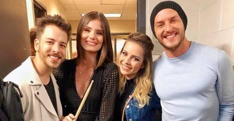 Camila Queiro e Klebber Toledo tietam Sandy e Junior: “Foi lindo”