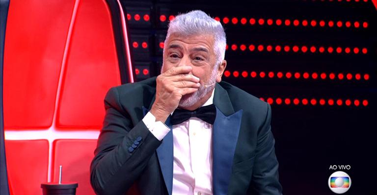 Lulu Santos comete gafe ao vivo e fala palavrão no The Voice Brasil