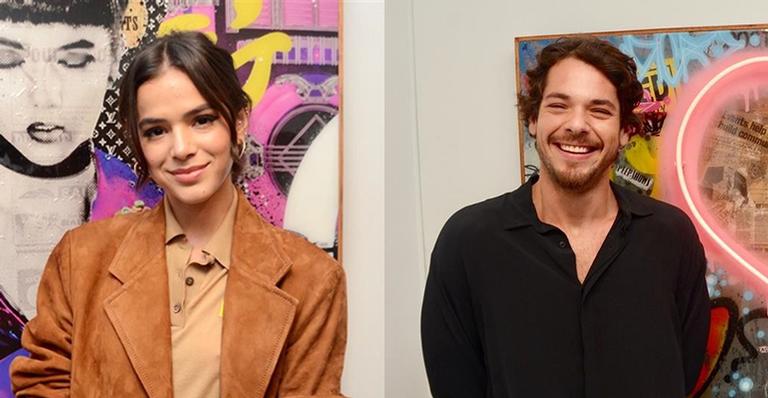 Bruna Marquezine é vista trocando carinhos com irmão de Giovanna Ewbank