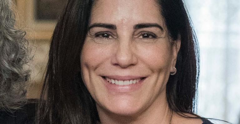 Gloria Pires compartilha clique raro do filho caçula de 15 anos e se declara: ”Menino bom”