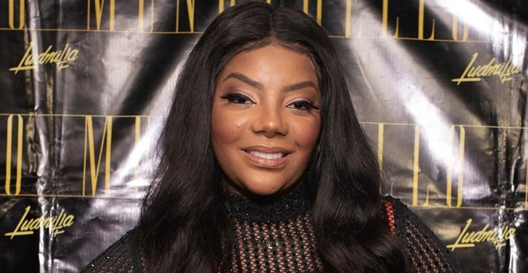 Ludmilla comemora 1 ano de namoro com Brunna Gonçalves: ”Nossa primeira foto juntas”
