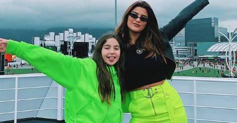 Giulia Costa comove ao fazer declaração para irmã mais nova: ”Melhor presente da vida”