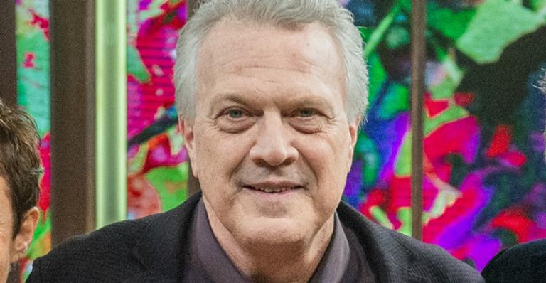 Grávida, esposa de Pedro Bial rouba a cena com barrigão em rara aparição do casal