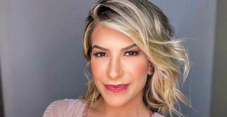Lorena Improta radicaliza no novo visual e seguidores aprovam resultado: ”Deusa!”