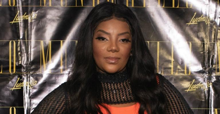 Ludmilla sensualiza e deixa seguidores babando ao surgir dançando de calcinha na web