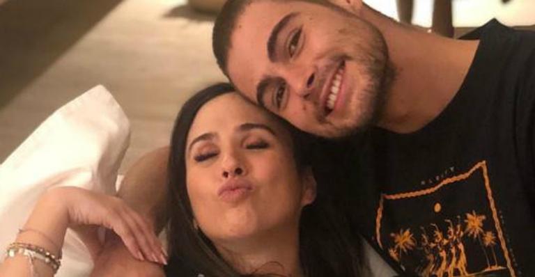 Tatá Werneck encanta ao mostrar a filha reagindo ao próprio nome no ultrassom
