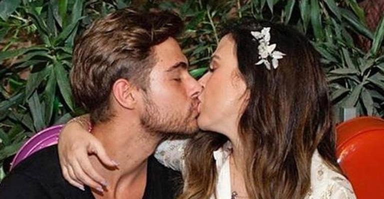 Rafael Vitti exibe registro de bebê nas redes e pega fãs de surpresa: ”Já nasceu?”