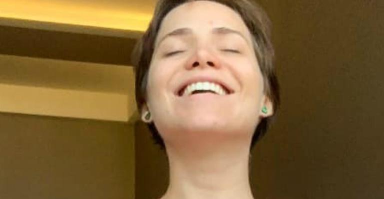 Na reta final da gravidez, Leticia Colin posa totalmente nua e impressiona: ”Deusa”