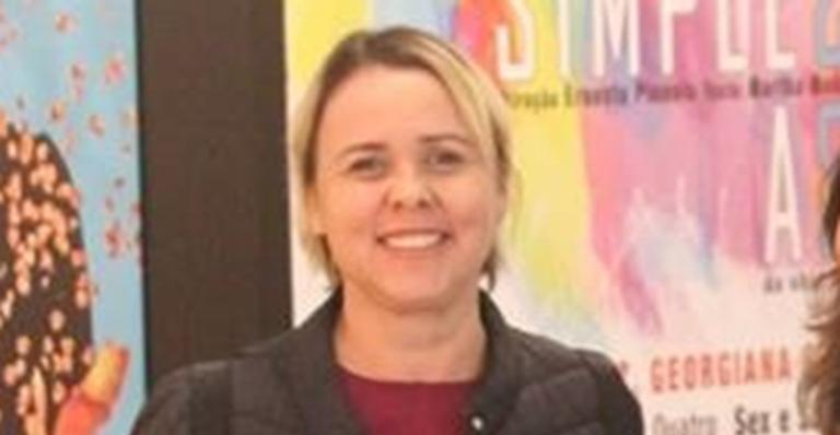 Giulia Gam é internada em clínica psiquiátrica, diz colunista