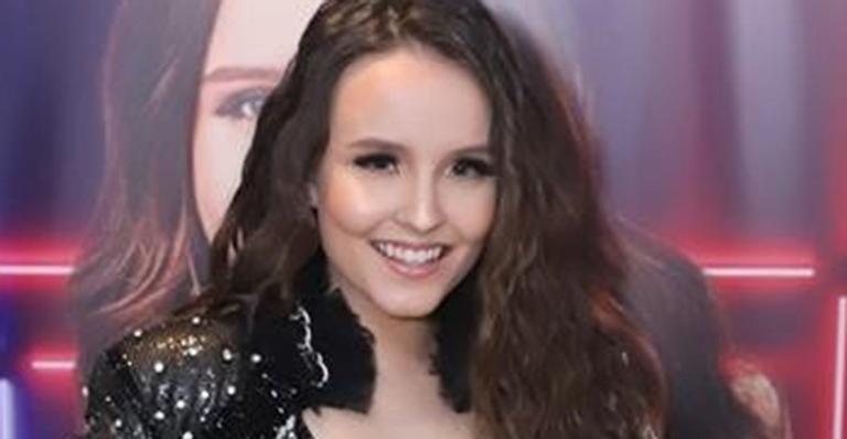 Larissa Manoela rompe o silêncio sobre saída do SBT: ‘Muito satisfeita’
