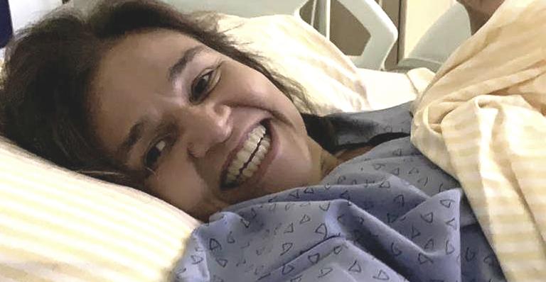 Claudia Rodrigues é internada novamente e pode precisar de cirurgia: ”Não consigo acreditar”
