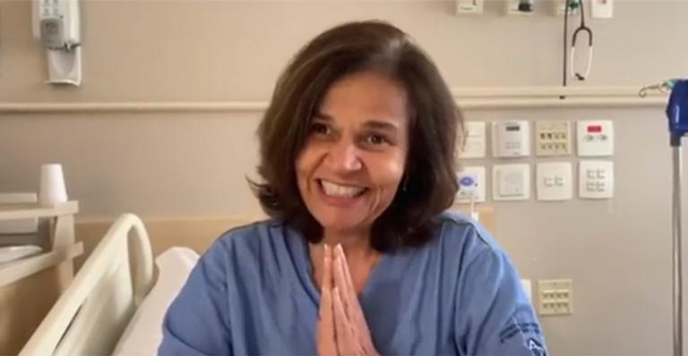 Claudia Rodrigues surge em cama de hospital e faz pedido: ‘Não parem de orar’