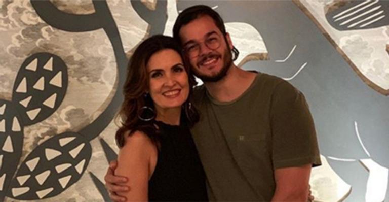Fátima Bernardes antecipa semana de férias para acompanhar Túlio Gadêlha no trabalho: ”Sempre juntos”